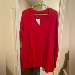 Red oversized tee